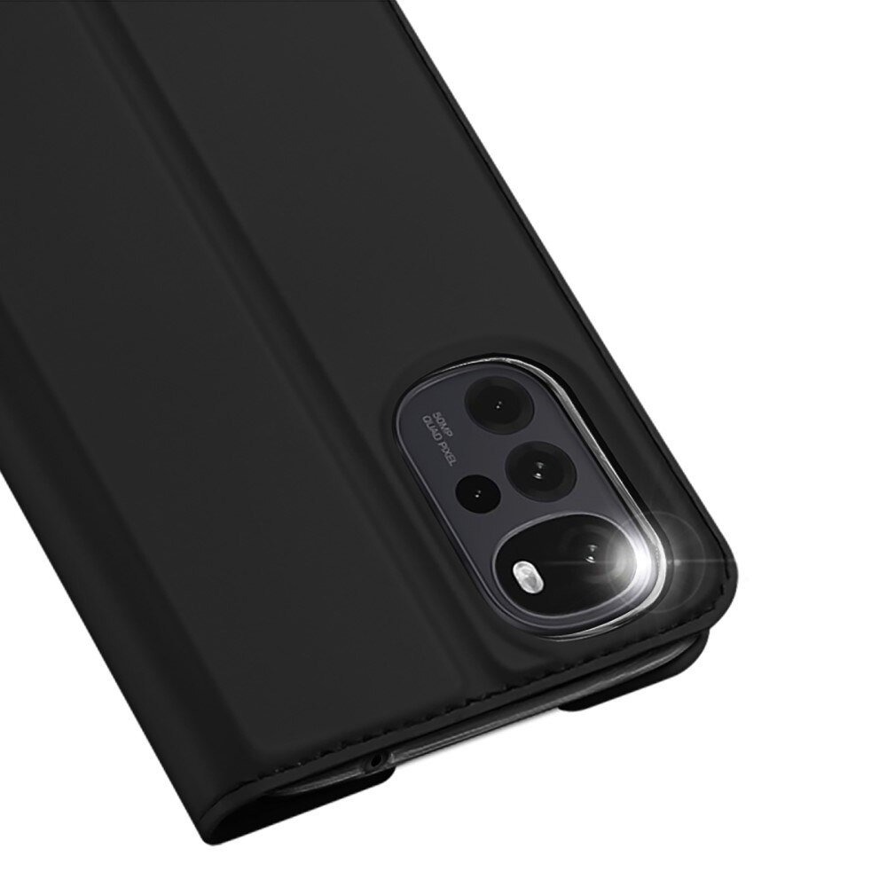 Skin Pro Series Motorola Moto G22 Black