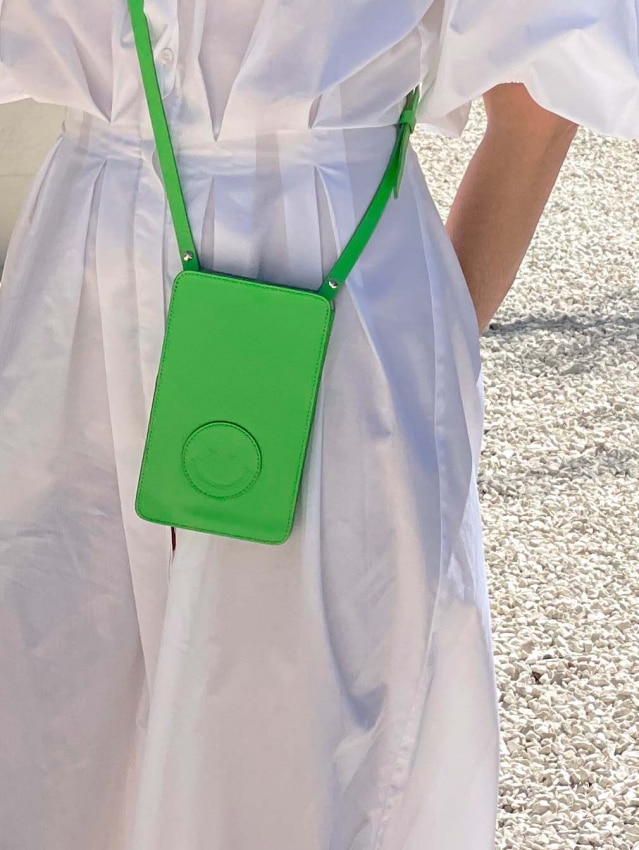 Smart Crossbody Tasche Vegetable Tanned Smiley Grün