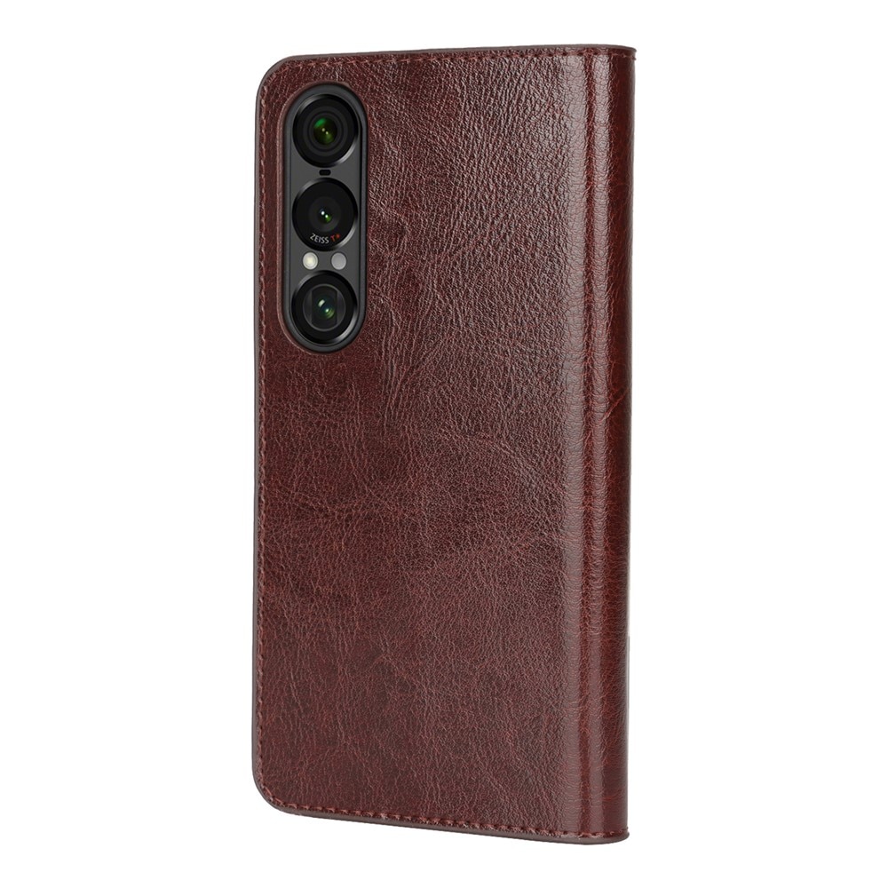 Sony Xperia 1 VII Handytasche aus Echtem Leder Dunkelbraun