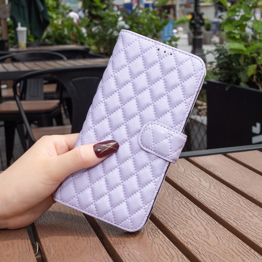 iPhone 15 Portemonnaie-Hülle Quilted lila
