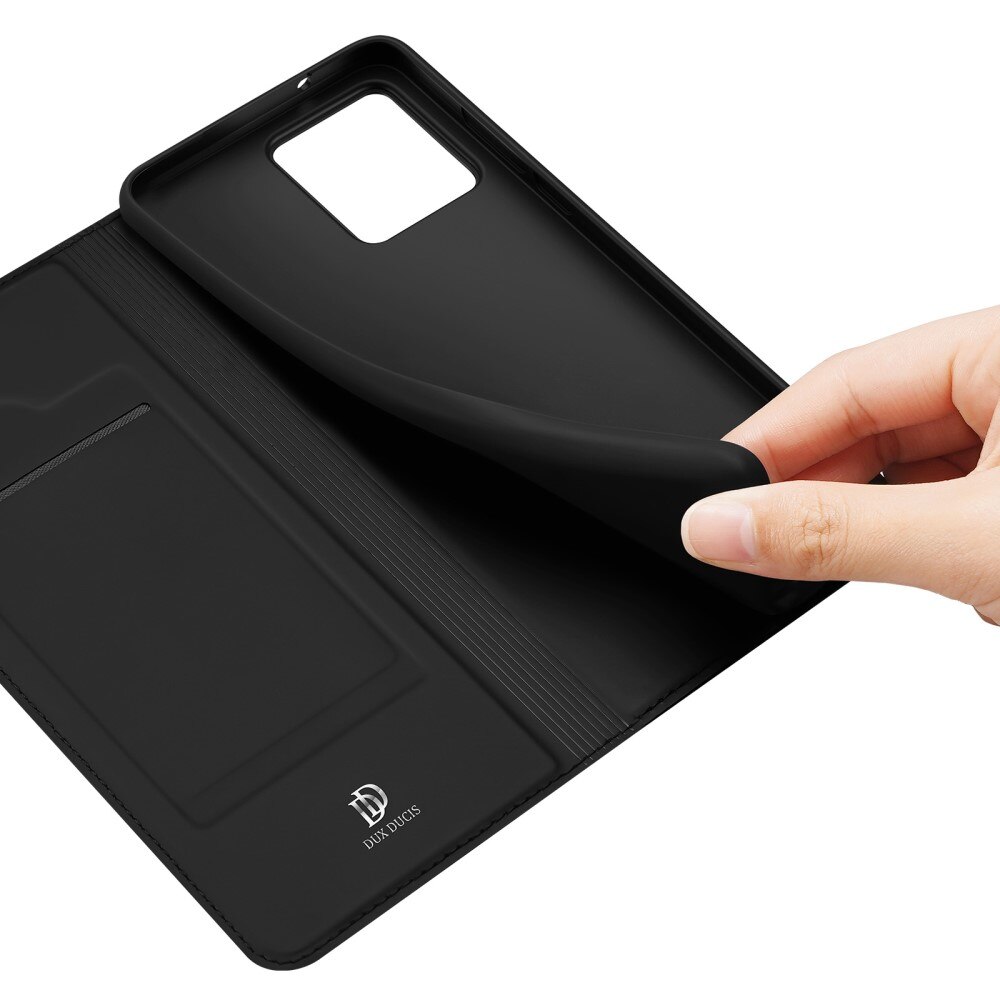 Skin Pro Series Motorola Moto G84 - Schwarz