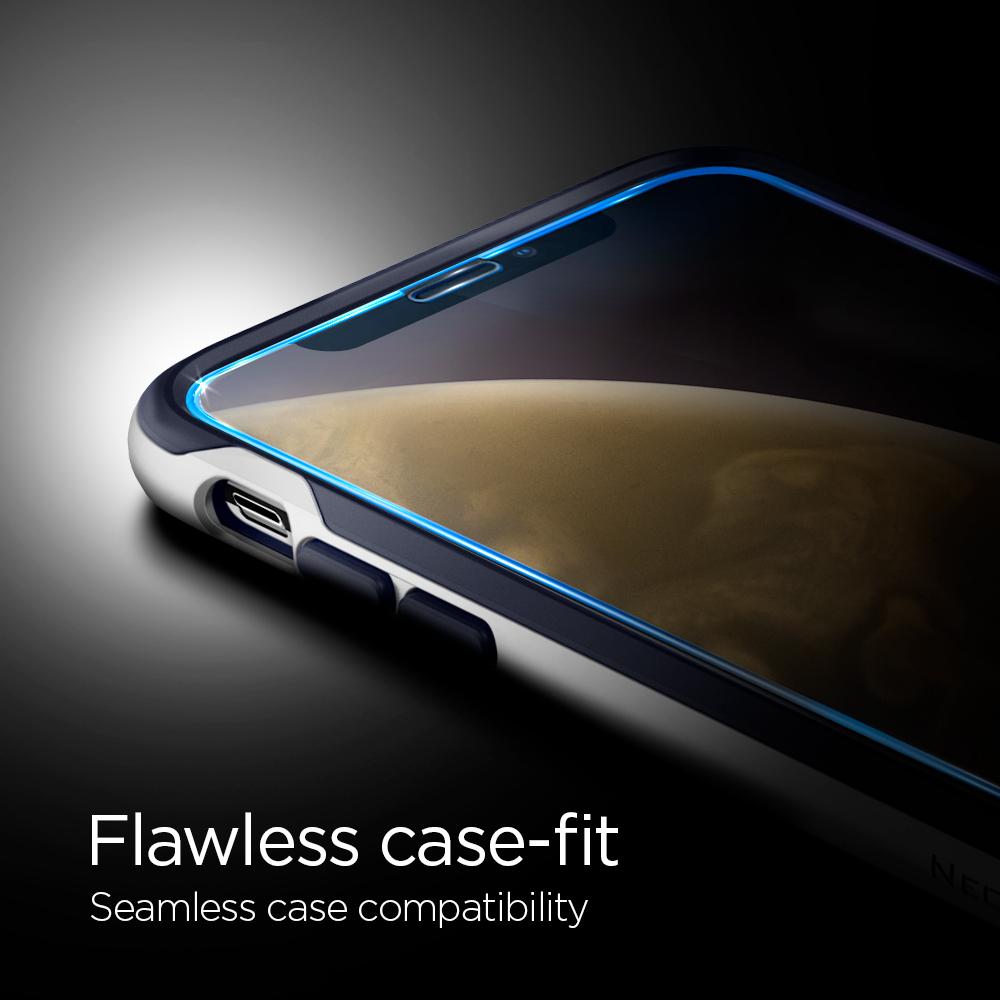 Screen Protector GLAS.tR SLIM HD iPhone 11/XR Schwarz