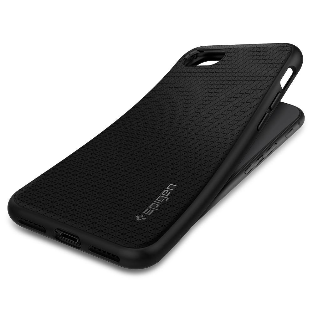 Case Liquid Air Armor iPhone SE (2020) Black